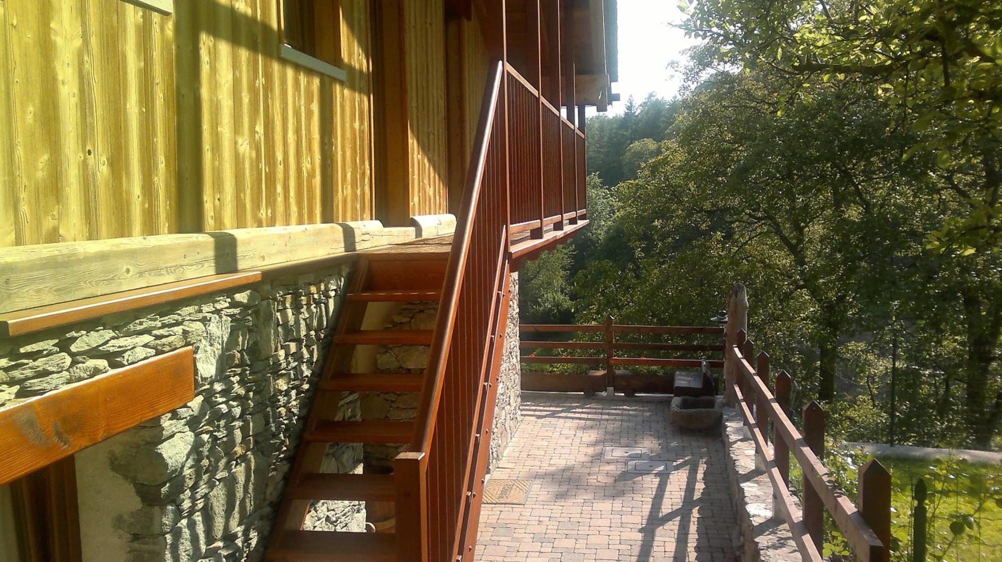 Eco Chalet Maison Dominique Challand-Saint-Anselme Exteriér fotografie
